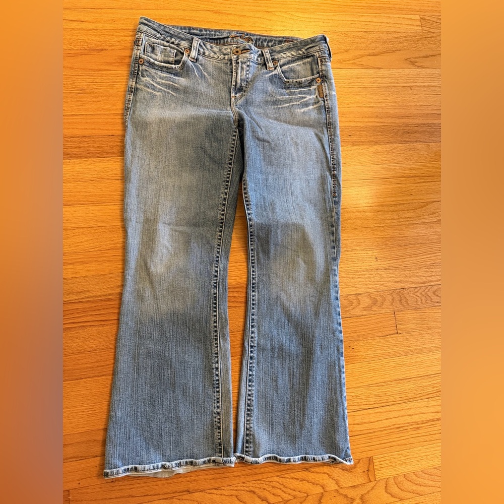 Silver Women's Boot Cut Stretch Jeans 33 x 31 - Picture 2 of 12